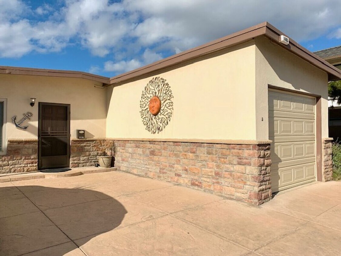 Foto principal - Ventura | 3 Bed + 1 Bath | Belfast Ln