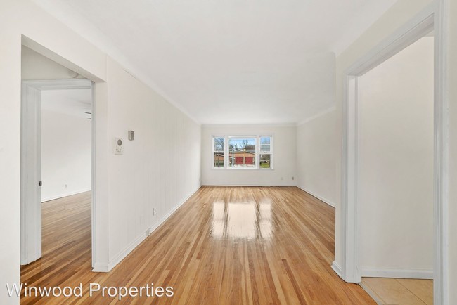 Foto del edificio - 25941 Lakeshore Blvd
