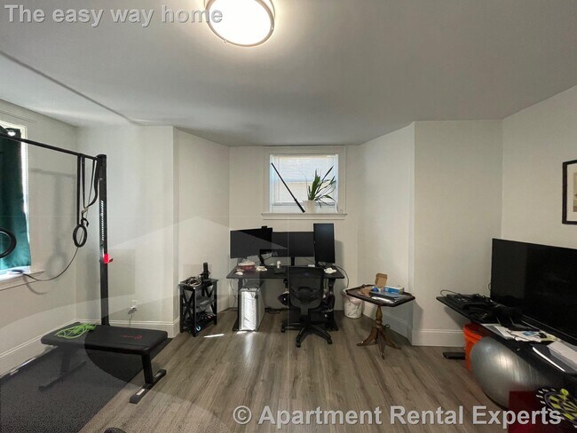 Foto del edificio - 475 Highland Ave