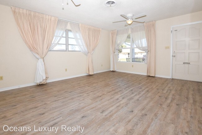 Building Photo - 5 br, 3 bath House - 126 Lindley Rd.