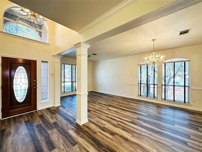 Foto del edificio - 13413 Creole Cove