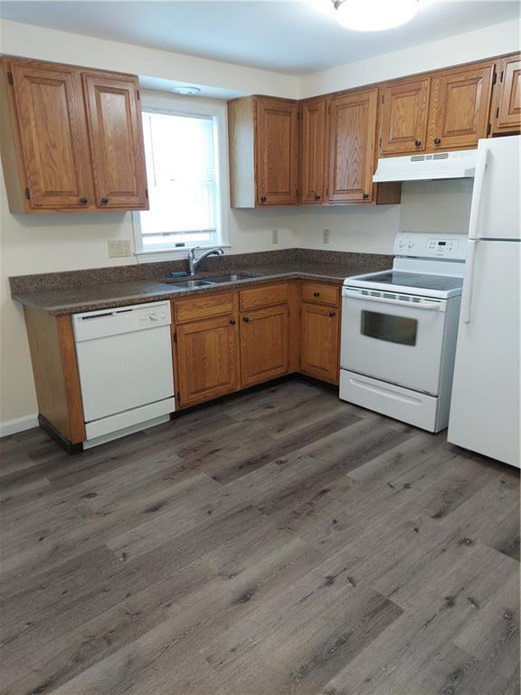 Building Photo - 19 Berclay St