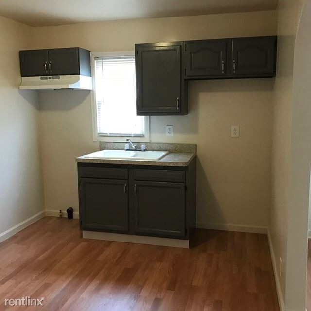 Foto del edificio - FOR RENT Newly Remodeled, 2 Bed / 1 Bath