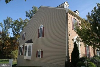 Building Photo - 12423 Falconbridge Dr