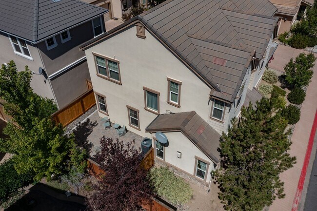 Building Photo - The Vue At Somersett