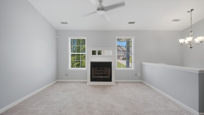 Building Photo - East Brainerd Home Available NOW!