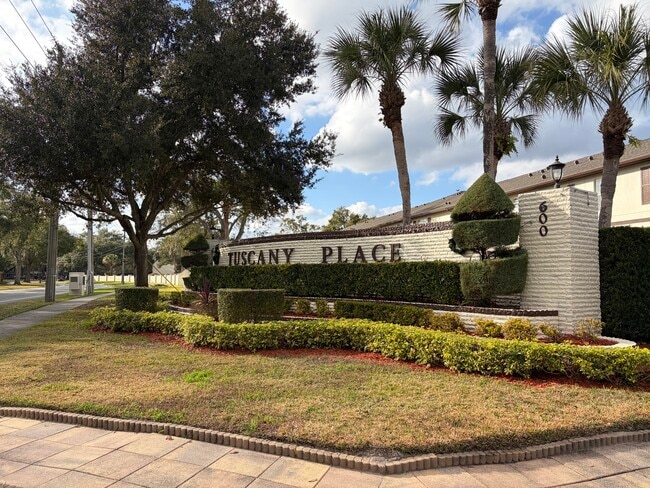 Foto del edificio - 600 Northern Way