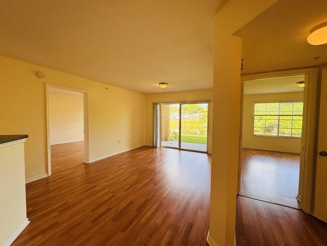 Building Photo - 4171 San Marino Blvd