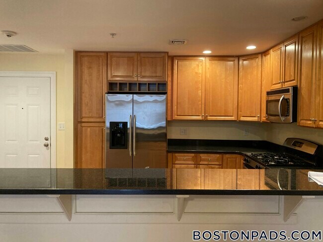 Foto del edificio - 83 Fairmount Ave