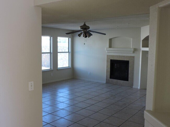 Building Photo - 14113 Highweed Dr