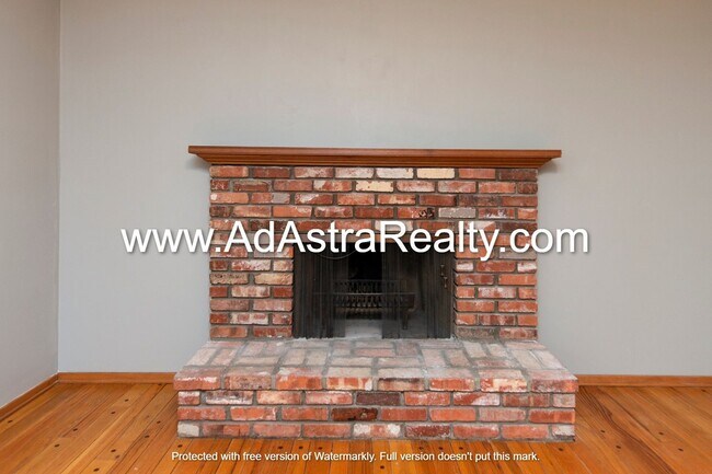 Foto del edificio - Beautiful Home in Blue Springs-Available in JULY!!