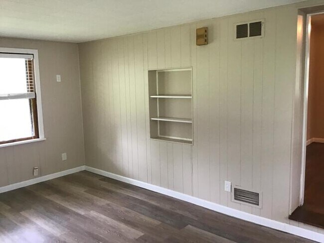 Building Photo - 1232 Duenke Dr