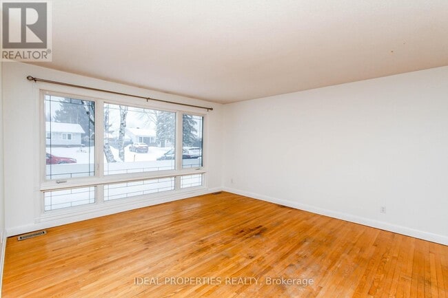 Building Photo - 103 Sherwood St