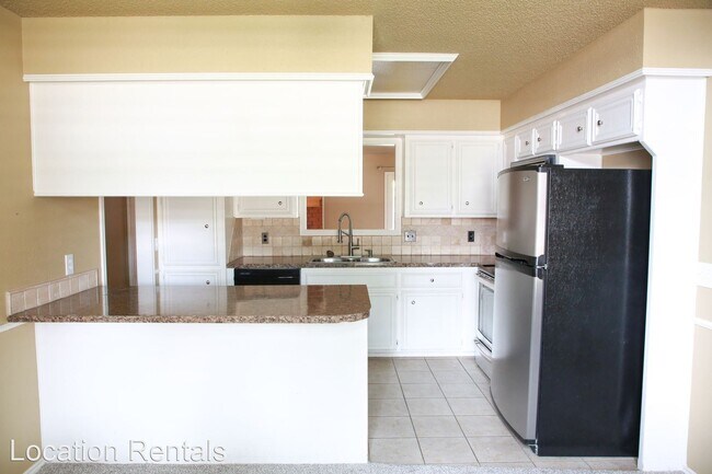 Building Photo - 3 br, 2 bath House - 9705 Abbeville Avenue