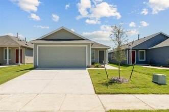 Building Photo - 831 Ponderosa Ln