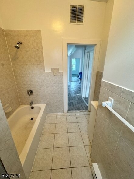 Foto del edificio - 475 Clinton Ave