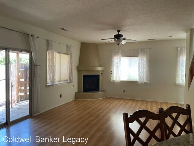 Building Photo - 3 br, 3 bath House - 7327 Dancing Eagle Av...