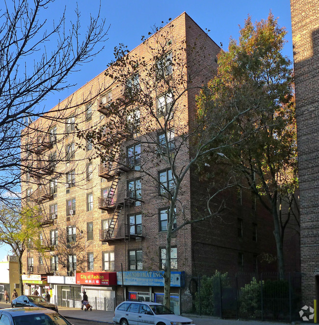 8411 Elmhurst Ave, Elmhurst, NY 11373 Apartments - Elmhurst, NY ...