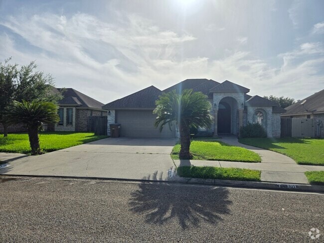Building Photo - 3711 Timberwood Dr