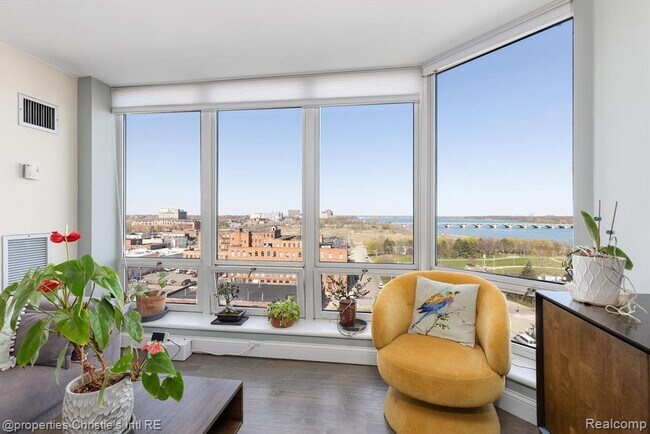 Foto del edificio - 250 E Harbortown Dr
