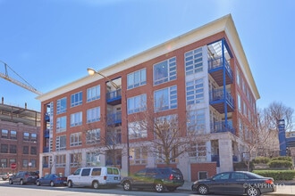 Building Photo - 1141 W Washington Blvd