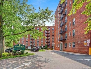 Building Photo - 54-40 Little Neck Pkwy