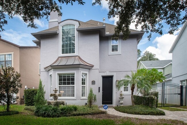 2 Story, 2 Bed/2.5 Bath, Pool Home Plus Of... - 2 Story, 2 Bed/2.5 Bath, Pool Home Plus Of...