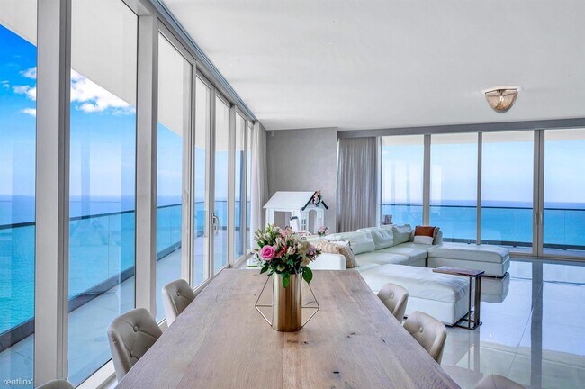 Building Photo - 4 br, 5.5 bath Condo - 18975 Collins Ave U...