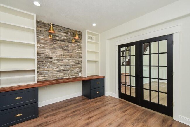 Building Photo - 21527 Black Opal Ln