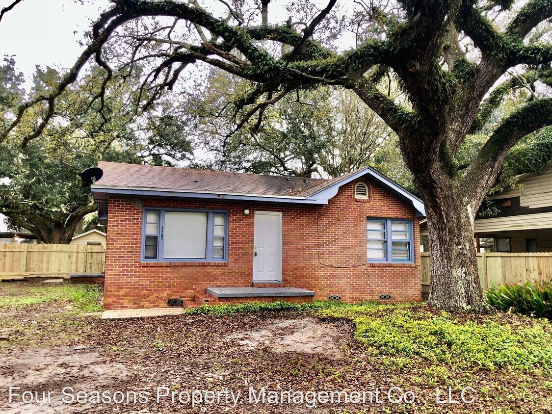 Primary Photo - 3 br, 2 bath House - 1707 Stanley Dr