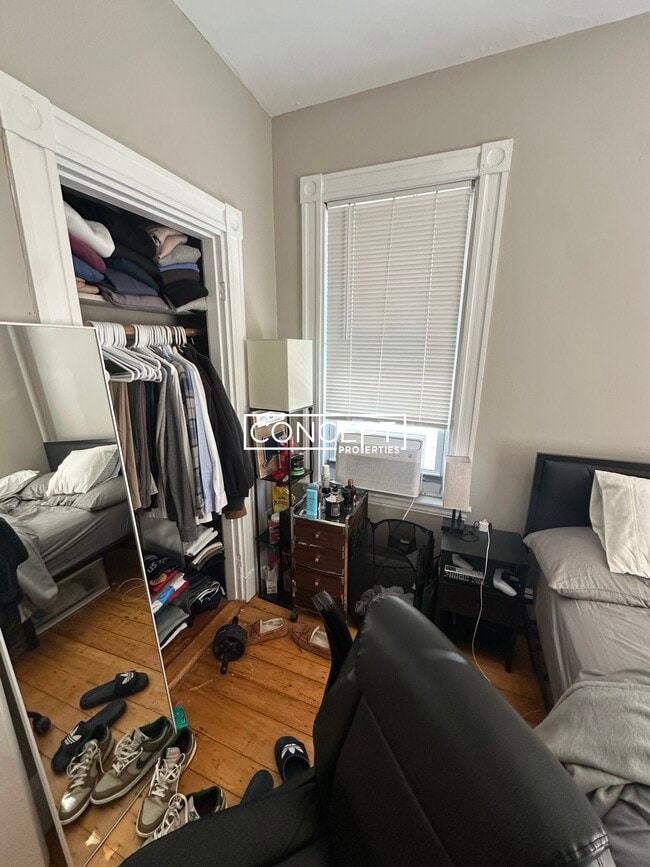 Foto del edificio - 47-A Hillside St. Unit 2