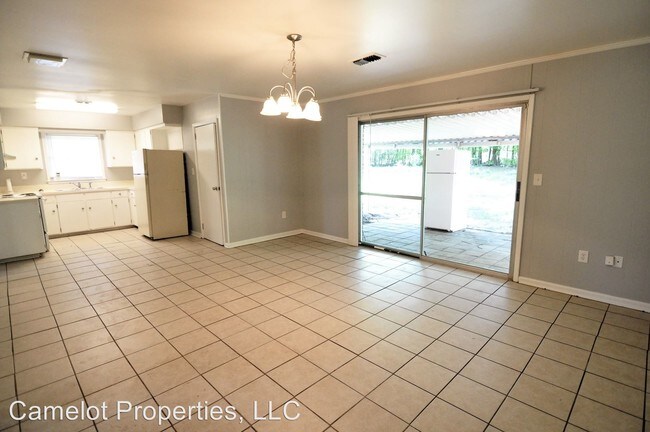 Building Photo - 4 br, 2 bath House - 3938 Wesley Drive
