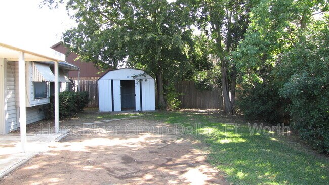 Building Photo - 3401 Galemeadow Dr