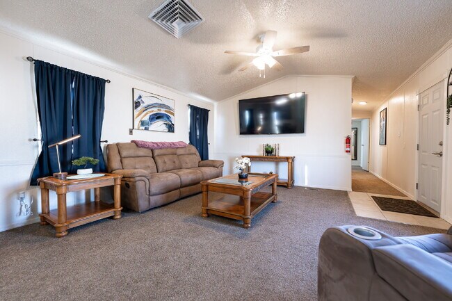 Foto del edificio - Your Private Theater & 2BR Escape – Where ...