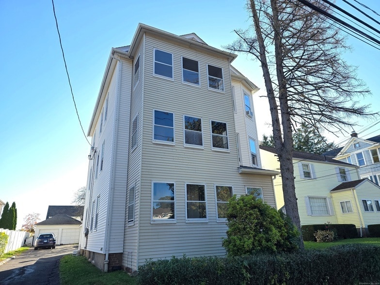 Photo - 465 Burritt Street Unit 2nd floor