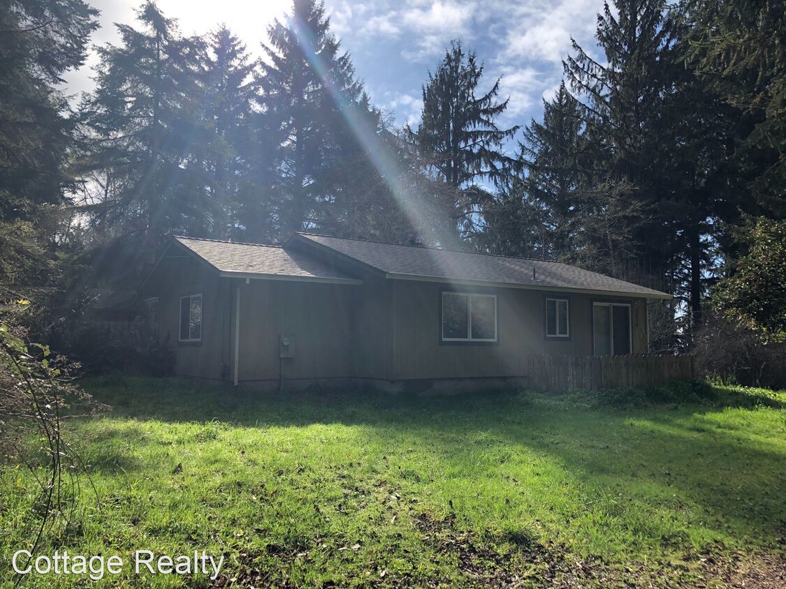 Primary Photo - 2 br, 1 bath House - 3674 Patricks Point D...