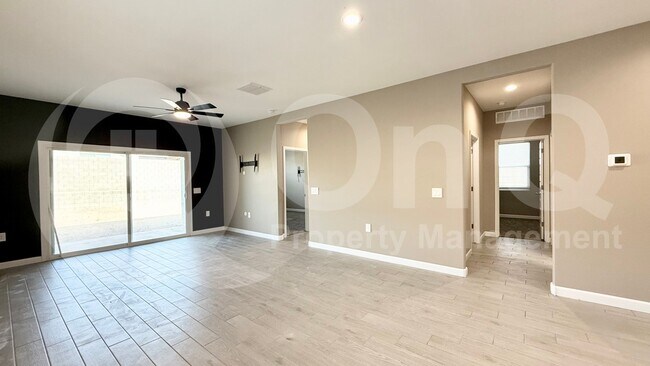 Foto del edificio - 24234 W Verlea Dr