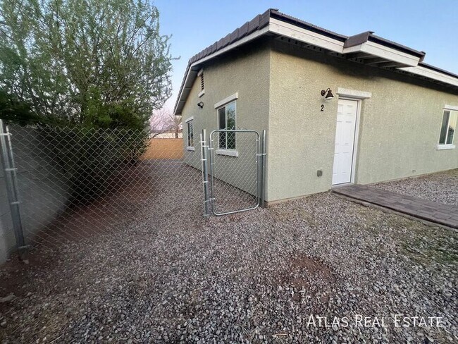 Foto del edificio - 55 E Mojave Rd