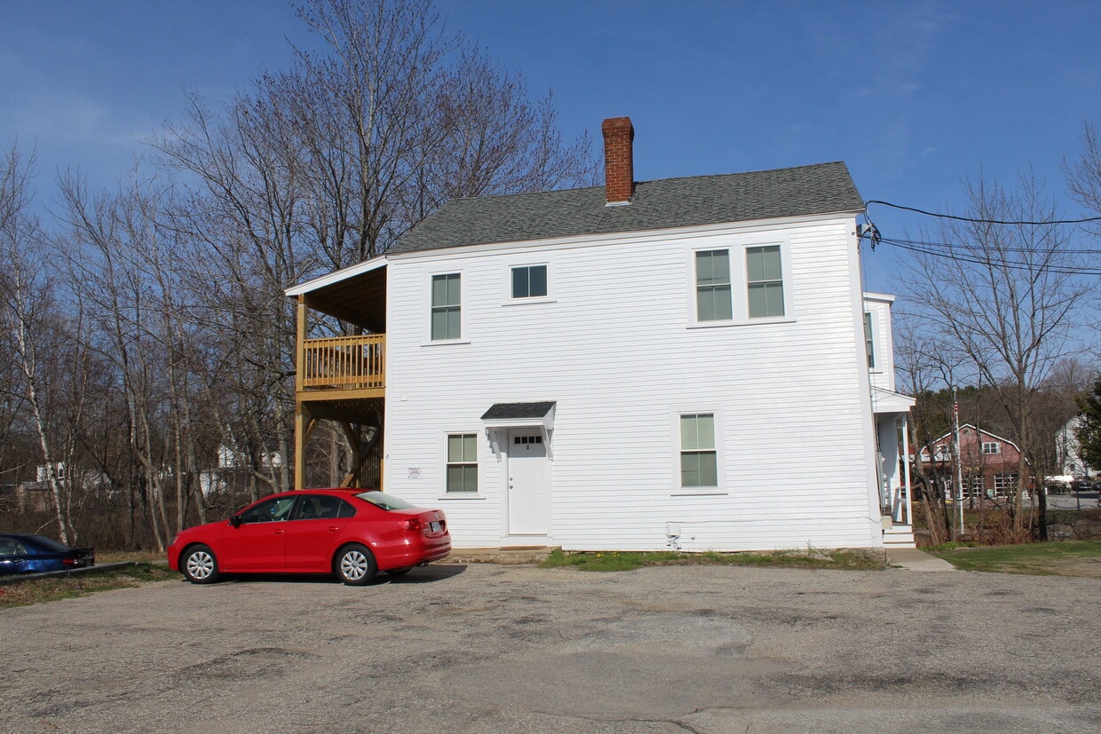 8 Blake St Unit 1, Jaffrey, NH 03452 Apartments in Jaffrey, NH