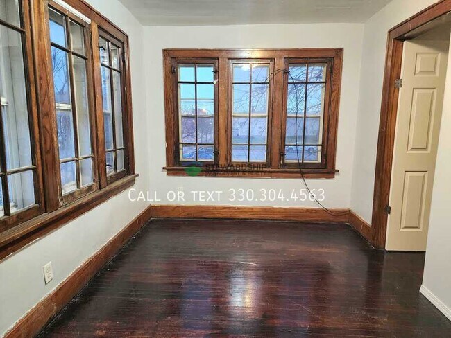 Foto del edificio - 1628 E Market St