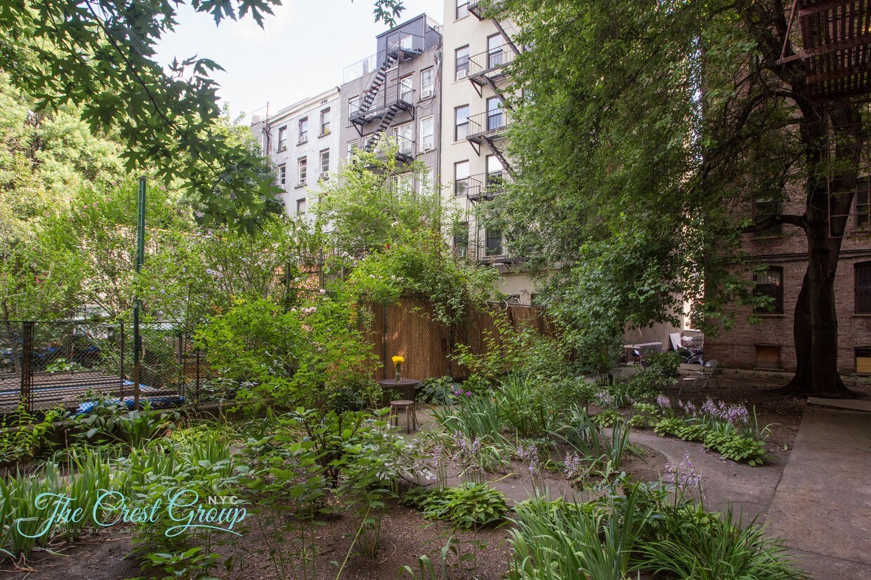 Foto del edificio - 504 E 5th St