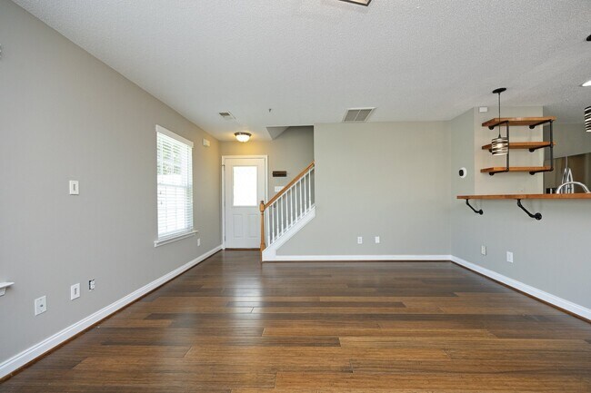 Building Photo - 8117 Bright Oak Trail