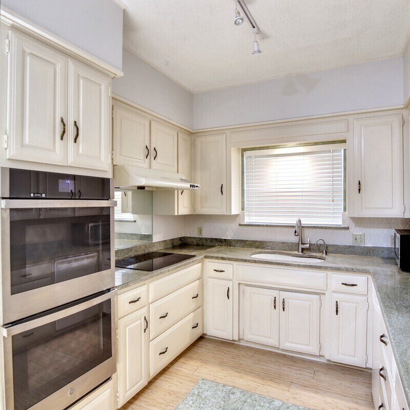 Foto principal - 5725 Ridgerock Ct