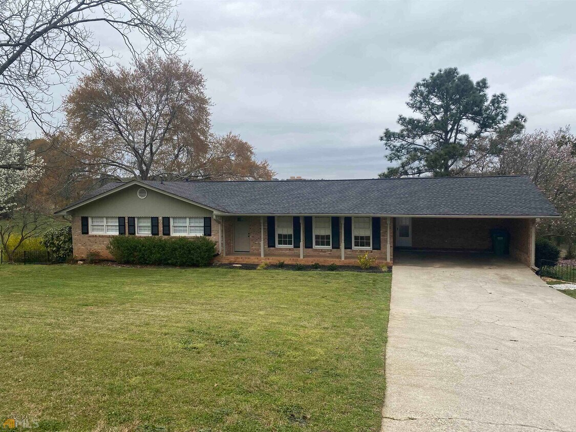 2498 Northview Dr, Austell, GA 30106 House for Rent in Austell, GA
