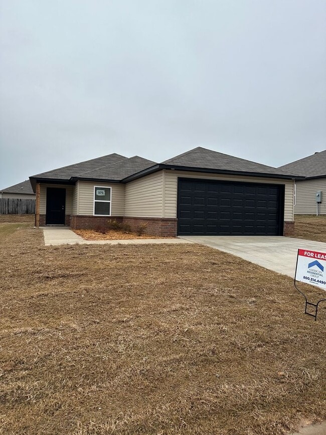 Building Photo - *Preleasing* NEW Three Bedroom | Two Bath Home in Benton