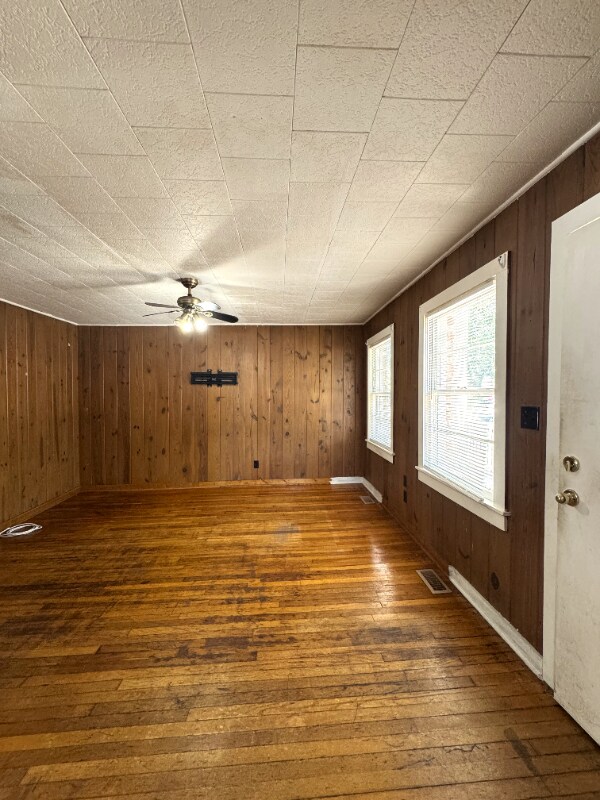Building Photo - 7203 Porcher Dr