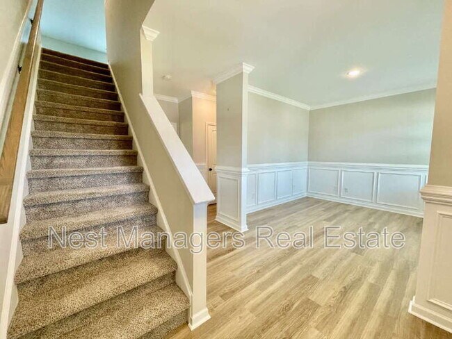 Foto del edificio - 141 Burnside Dr