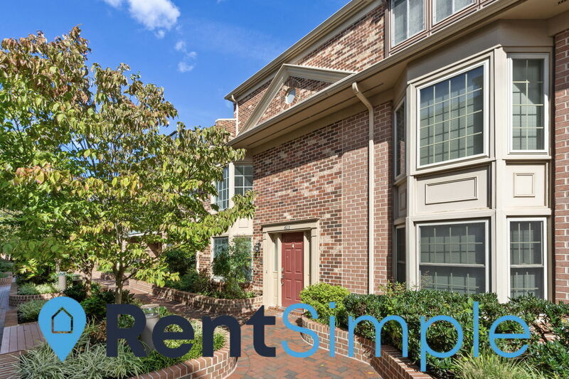 Foto principal - 602 N Tazewell St