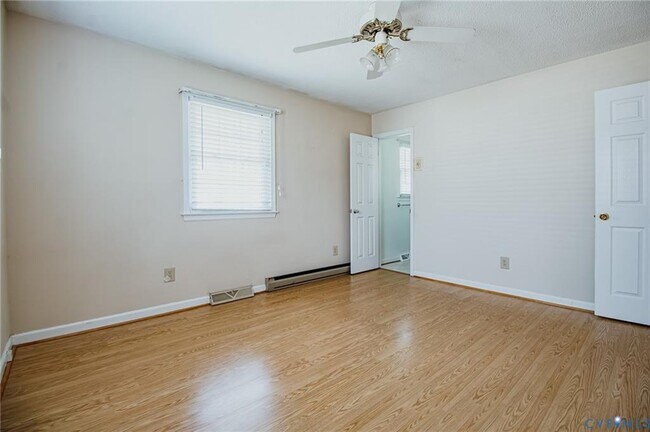 Foto del edificio - 1015 Smithfield Ave