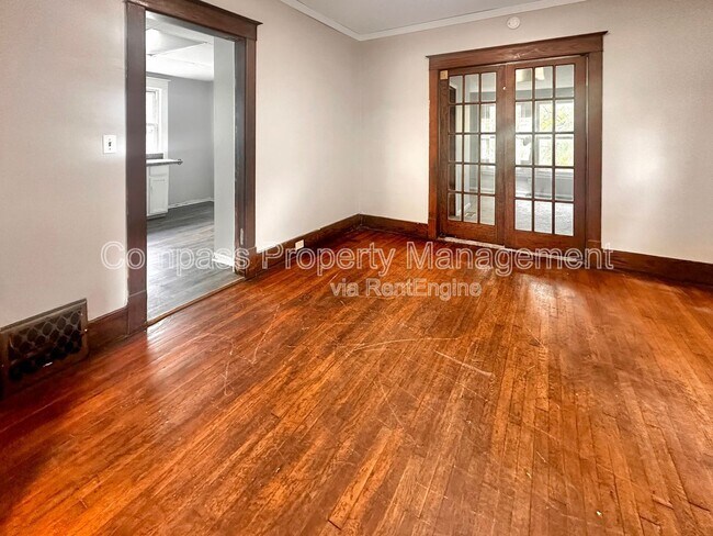 Foto del edificio - 865 Bates St SE
